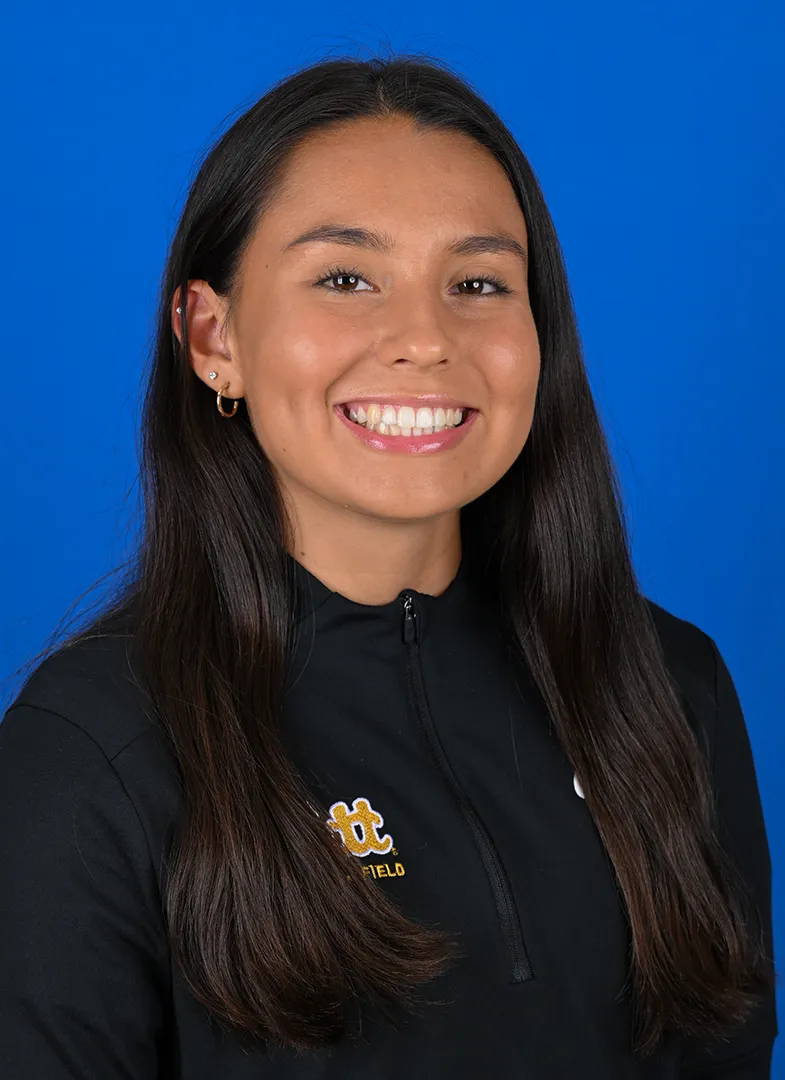 Christina Elliott, Track and Field, undefined