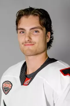 Easton Zueger, Hockey, undefined