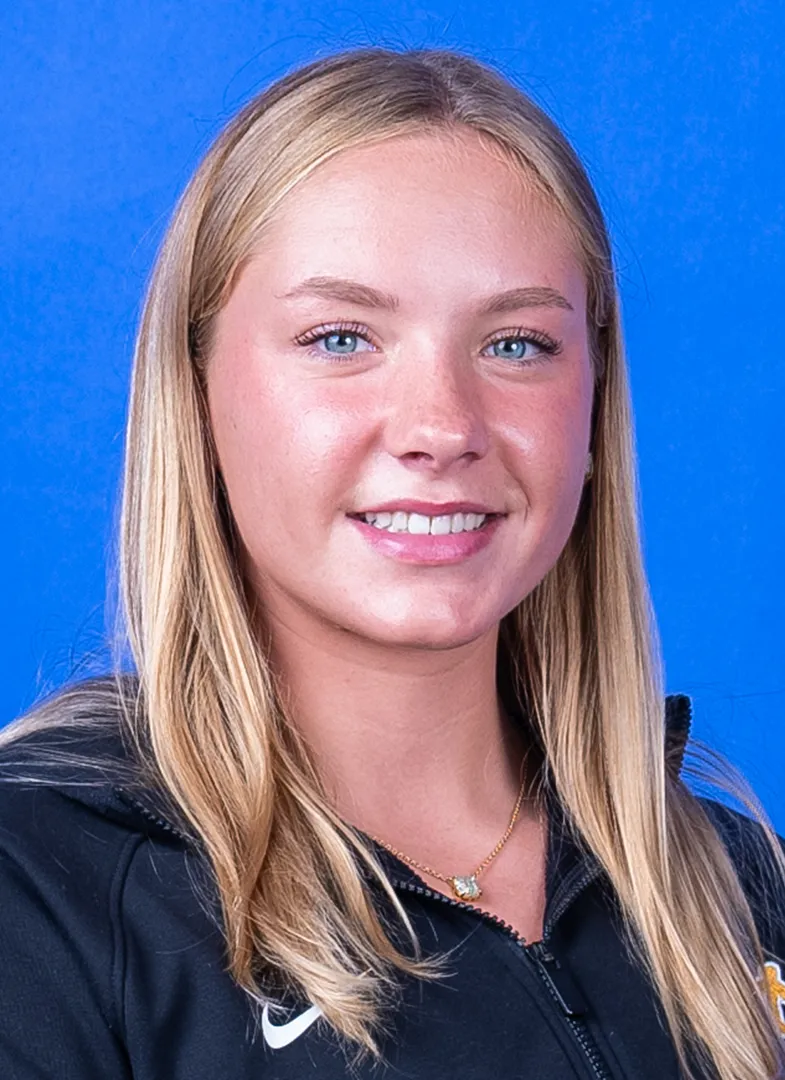 Emily Bucaro, Swimming & Diving, University of Pittsburgh