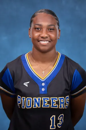 Moesha de Paula, Softball, undefined