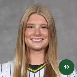 Larissa Flores, Softball, undefined