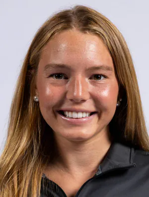 Ella Woehlcke, Track and Field, undefined