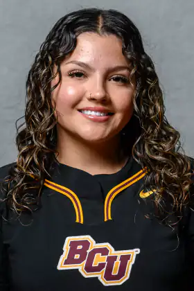 Mia Gonzalez, Softball, undefined