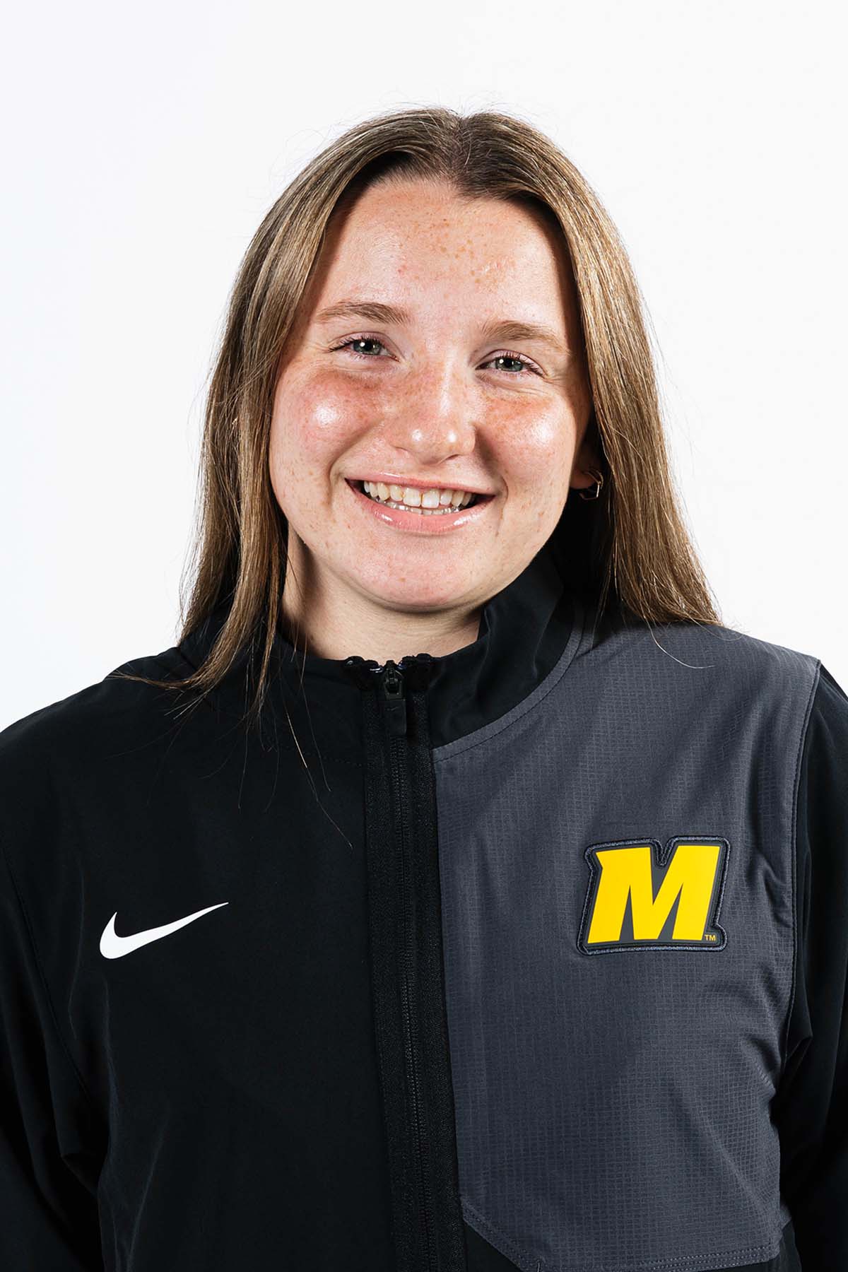 Katie Gresik, Swimming & Diving, undefined